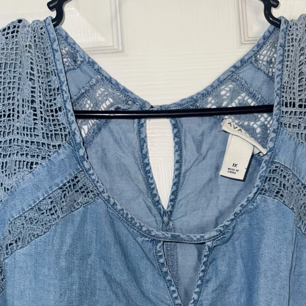 Light Blue Lace Cap Sleeve Top - Picture 2 of 6